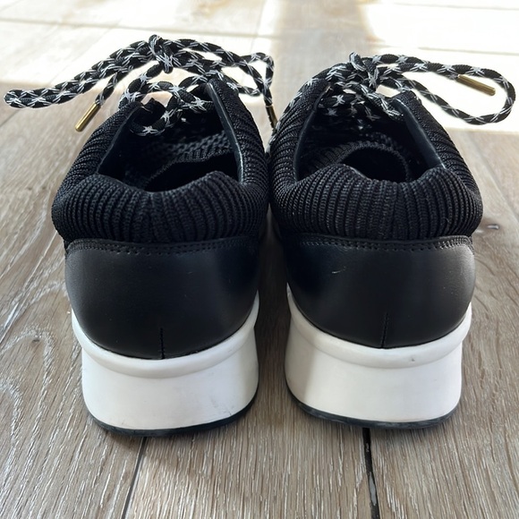 Unity In Diversity Black Knit Athletic Sneaker Shoe - Picture 5 of 10